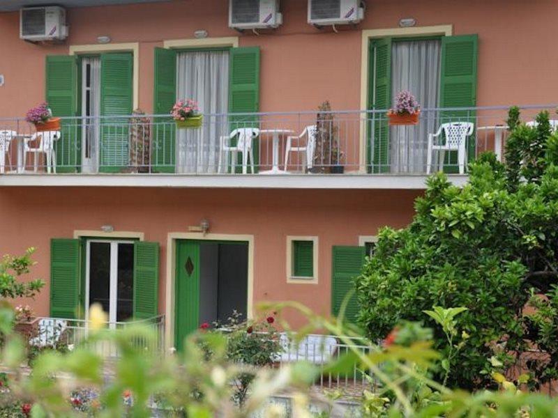 Barbayiannis Studios Moraitika Exterior foto