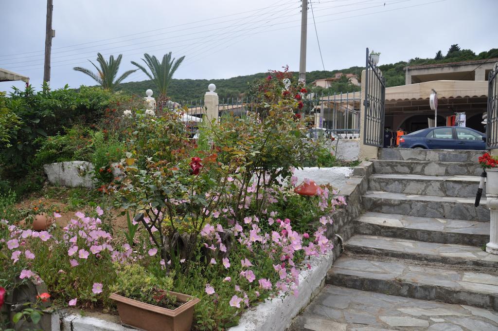 Barbayiannis Studios Moraitika Exterior foto
